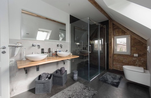 Wustrau Maison | Quiet and stylish vacation idyll: semi-detached house with pool and fireplace, 800 m to the lake