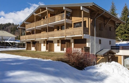 Demi-Quartier Appartement | Appartement Calme et Chaleureux