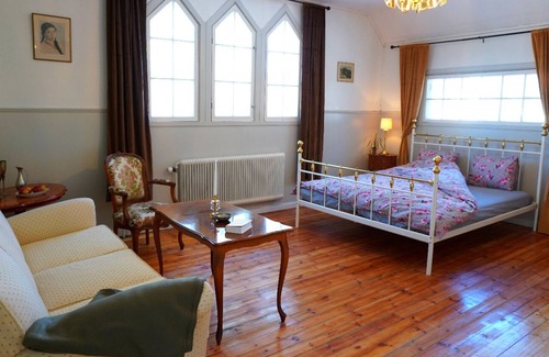 Hallefors Appartement | Quiet and yet central - one-room apartment in a former church