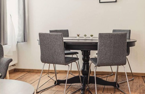 Lahr Maison | Quiet apartment (No. 6) with old, renovated floorboards