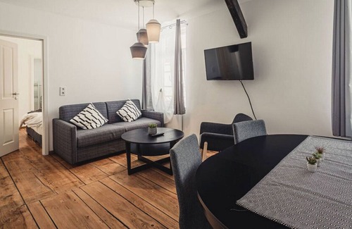 Lahr Maison | Quiet apartment (No. 6) with old, renovated floorboards
