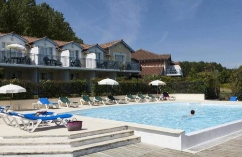 Marciac Appartement | Quiet apartment facing the lake