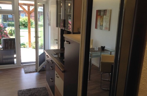 Garz/Rugen Appartement | Appartement calme avec terrasse et vue sur l'eau