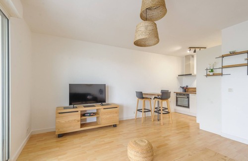Aytre Appartement | Appartement Calme avec Grande Terrasse, Aytré, Proche Lac, 2 Pers.