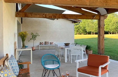 Coufouleux Maison | Maison architecte Superbe piscine&spa Trampoline Beautifully converted barn 5ha