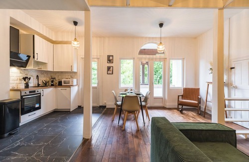 Guingamp Appartement | Quiet balcony, close to train station Hotel Lefort