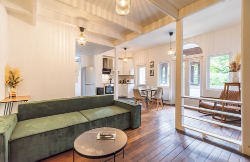Guingamp Appartement | Quiet balcony, close to train station Hotel Lefort
