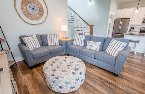 Magnolia Bluffs Maison | Quiet, Bayfront Seclusion, Dogs Welcome!