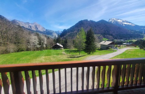 Abondance Chalet De Ski | Chalet calme avec cheminée, 4 chambres, idéal famille