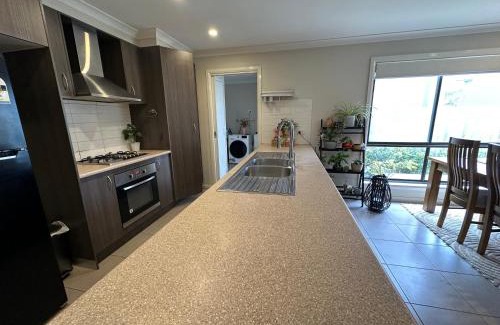 Point Cook Maison | Quiet Comfort for Relaxing Stays