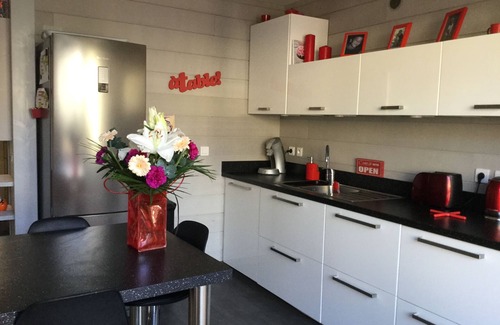 Aix-les-Bains City Center Appartement | CENTRE VILLE CALME & CONFORT, cosy 2P+C+TERRASSES+GARAGE linge inclus