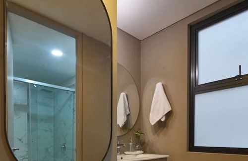Financial District Appartement | Quiet Comfort with City Access – Chapinero Stay