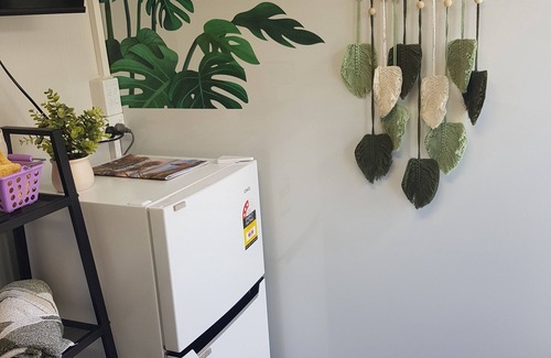 Caboolture Maison | QUIET COMFY PRIVATE TINY HOME