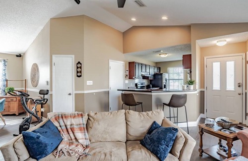 Ferry Pass Maison | Quiet Cottage by UWF & West Fl Hospital