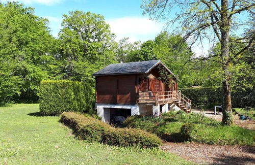 Thury Chalet De Ski | Chalet au calme : Le murmure de la forêt
