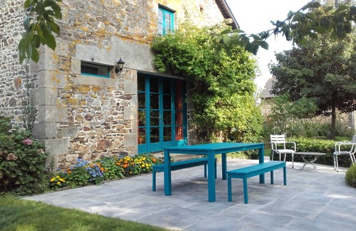 Parce Cottage | Gîte en campagne au calme, grand jardin, jeux enfants, belles ballades, pêche.