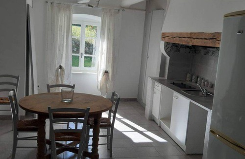 Sembadel Maison | Quiet country house on the edge of the forest haven of peace