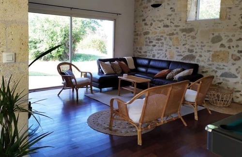 Saint-Savin Maison | MAISON DE CAMPAGNE DANS CADRE PAISIBLE
