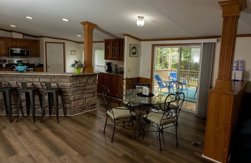 Starkville Maison | Quiet country living in a newly remodeled mobile home on 1.5 acres - 7 mi to MSU