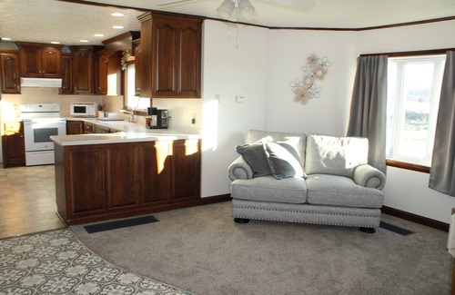 Waterloo Maison | Quiet Country Retreat - outdoor BBQ, 5 mi. From Del Lago Resort