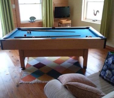 Val-des-Lacs Chalet De Ski | Quiet, cozy and comfortable chalet