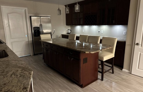 Jamesburg Maison | Quiet & cozy home, bring the whole family.