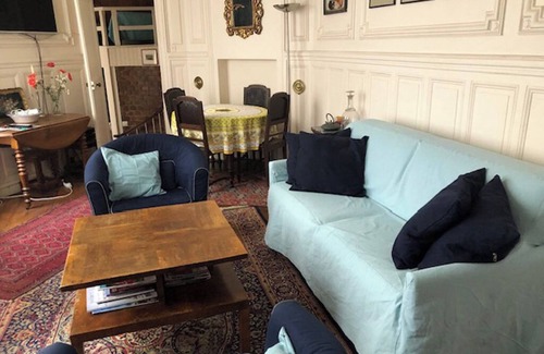 Paris City Center Appartement | Nid douillet au calme avec transfert aéroport