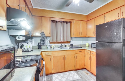 Sumter County Maison | Quiet & Cozy Rembert Home ~ 9 Mi to Air Force Base