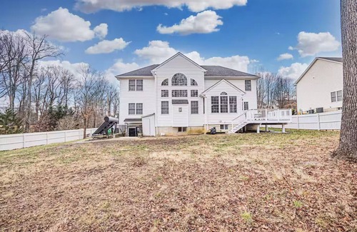Bowie Maison | Quiet Escape with Easy DC Access-5BRMs Free Parking