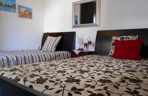 Psakoudia Appartement | Quiet family apt, 10m from the beach