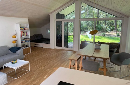 Schonberg Maison | Quiet forest house by a small bathing lake