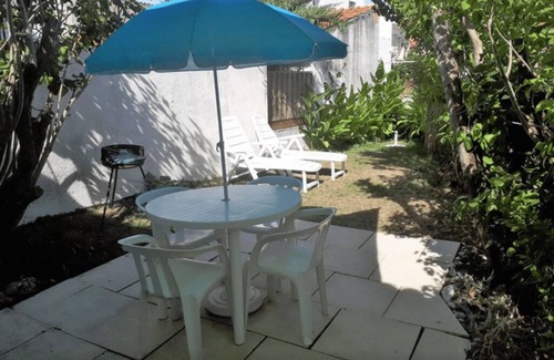 Saint-Georges-de-Didonne Maison | Maison de village au calme, à 300 m de la plage,cœur de Saint-Georges-de-Didonne