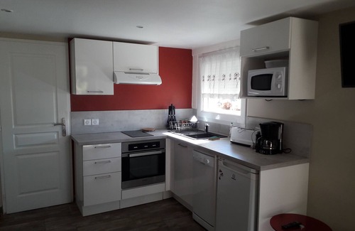 Gap Appartement | Studio meublé calme, idéal avec parking et commerces à proximité !