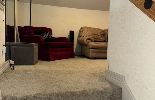 Voth Appartement | Quiet garage apartment in the country/ideal for working trip