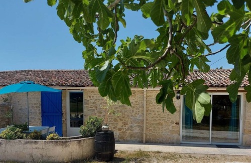 Mauzac Cottage | Gîte au calme sur propriété de 2 ha avec étang à 10 mn de l'océan