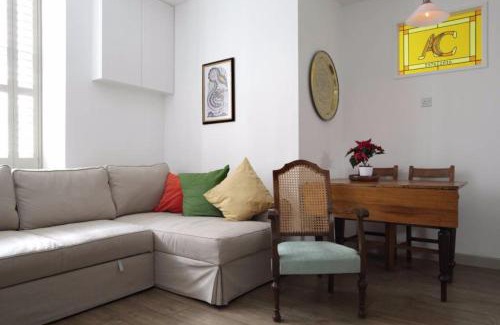 Marchmont Appartement | Quiet Ground Floor Mews Flat and parking