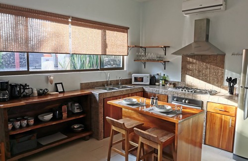 Playa Hermosa Maison | MAY DEALS! Quiet Hideaway Near Black Sand Beach