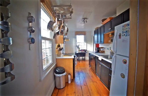 Beacon Maison | Quiet Historic Beacon Home with Garden - Quick Walk to Main St & DIA