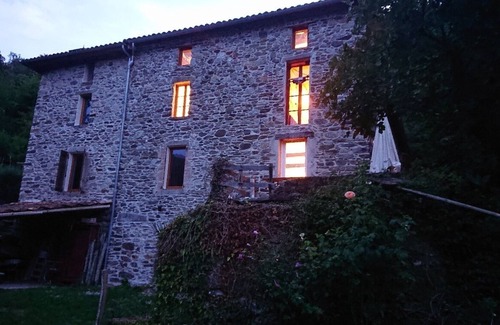 L'Estrechure Maison | Maison traditionnelle en pleine nature