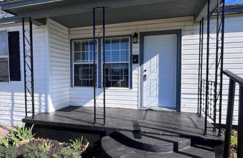 Lawton Maison | Quiet Home on a cul-de-sac 1 mile to Fort Sill main gate