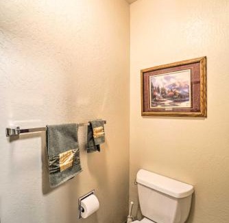 Graeagle Maison | Quiet Home with Graeagle Meadows Golf Course View!