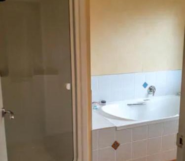 Paraparaumu Beach Maison | Quiet homestay, private room with own bathroom