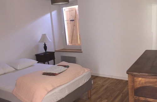 Murinais Maison | Quiet house at the foot of the castle