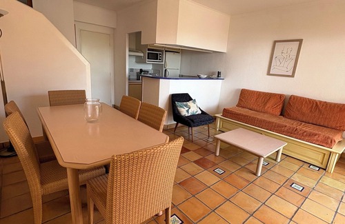 Le Dramont Villa | Quiet house with terrace, magnificent sea view, facing Golden Island