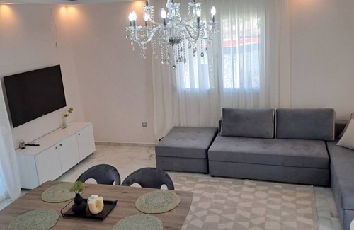 Pefkochori Villa | Quiet luxury villa with private Pool BBQ area & Pergola