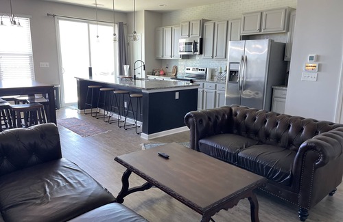 Murraysville Maison | Quiet neighborhood, close to beaches, downtown, and all Wilmington has to offer!
