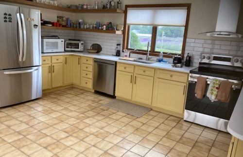 East Marion Maison | Quiet Oasis Near Greenport and Safe Harbor Marina with Views of Lavendar Farm