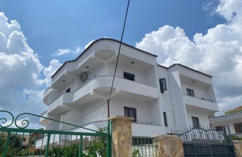 Tirana Appartement | Quiet one bedroom apartament- Dajti view