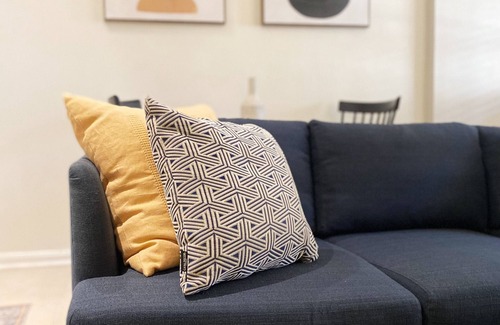Stanton Park Appartement | Quiet, Private Apartment in Historic Capitol Hill -- 10 min walk to the Capitol!