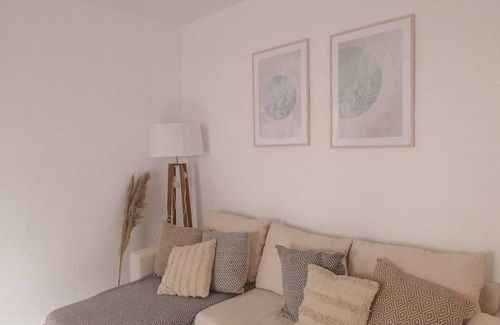 Cornella de Llobregat Appartement | Quiet & Residential Private flat Direct access BCN ideal for families & workers